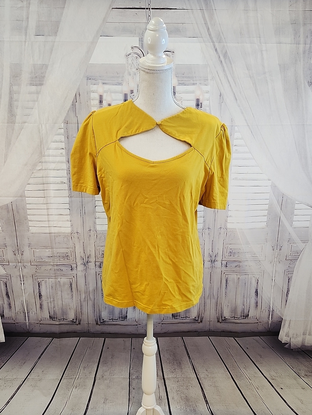 Belle Poque Cut Out Top